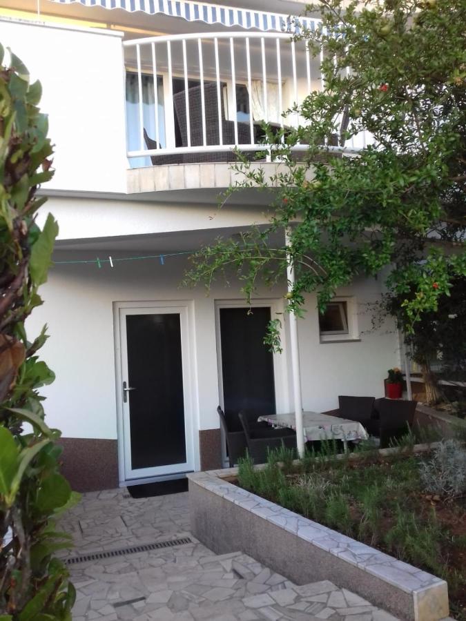 Kuca Moni Apartment Medulin Bagian luar foto