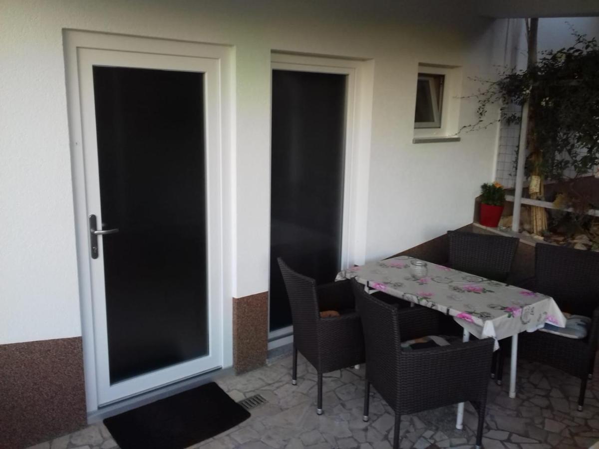 Kuca Moni Apartment Medulin Bagian luar foto