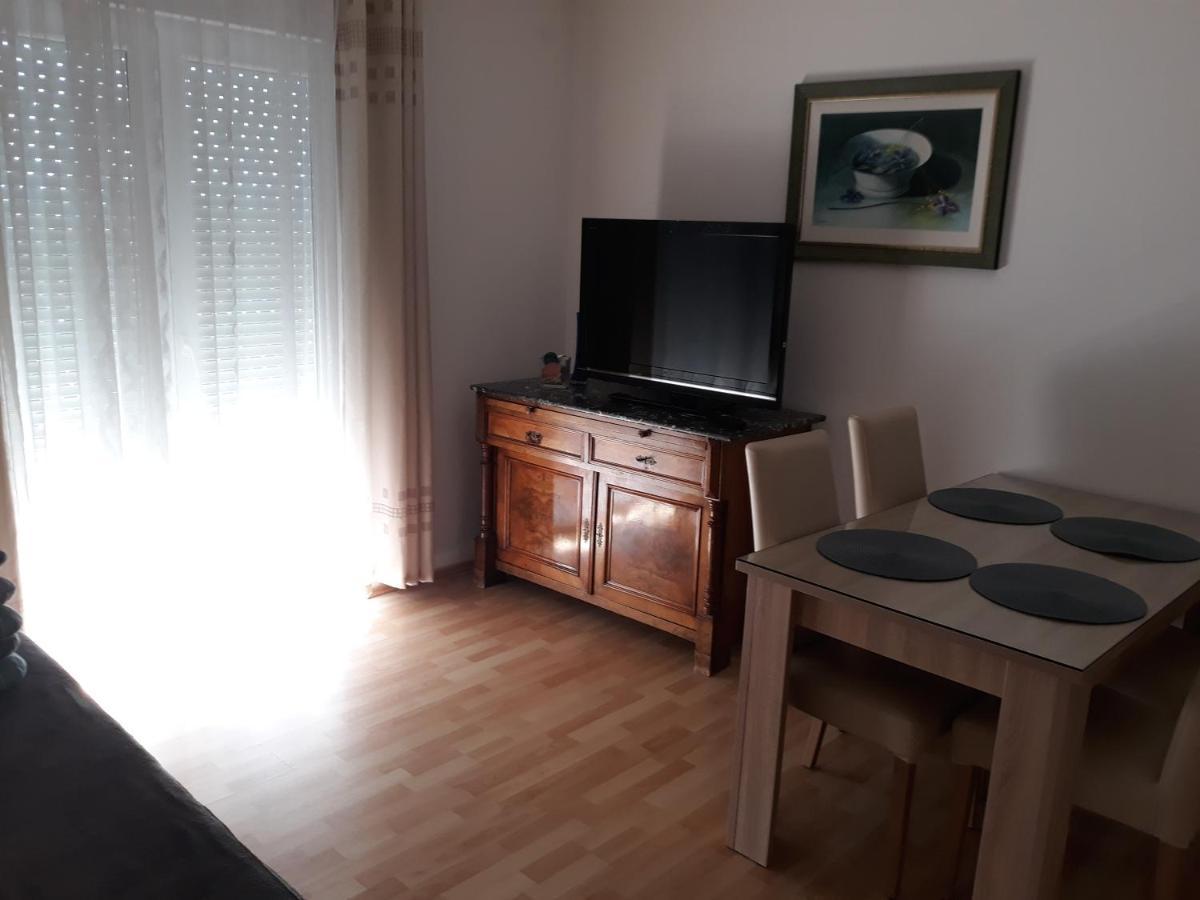Kuca Moni Apartment Medulin Bagian luar foto